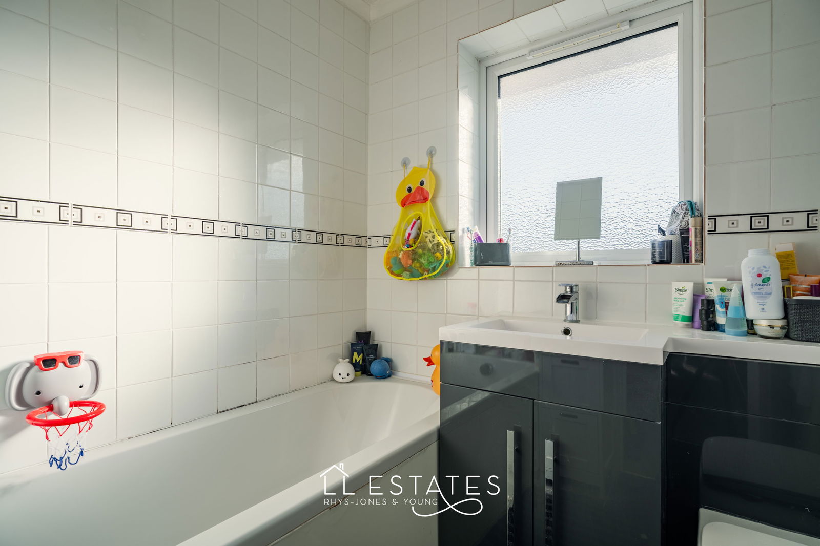 4 bed semi-detached house for sale in Lon Tilsli, Prestatyn 5