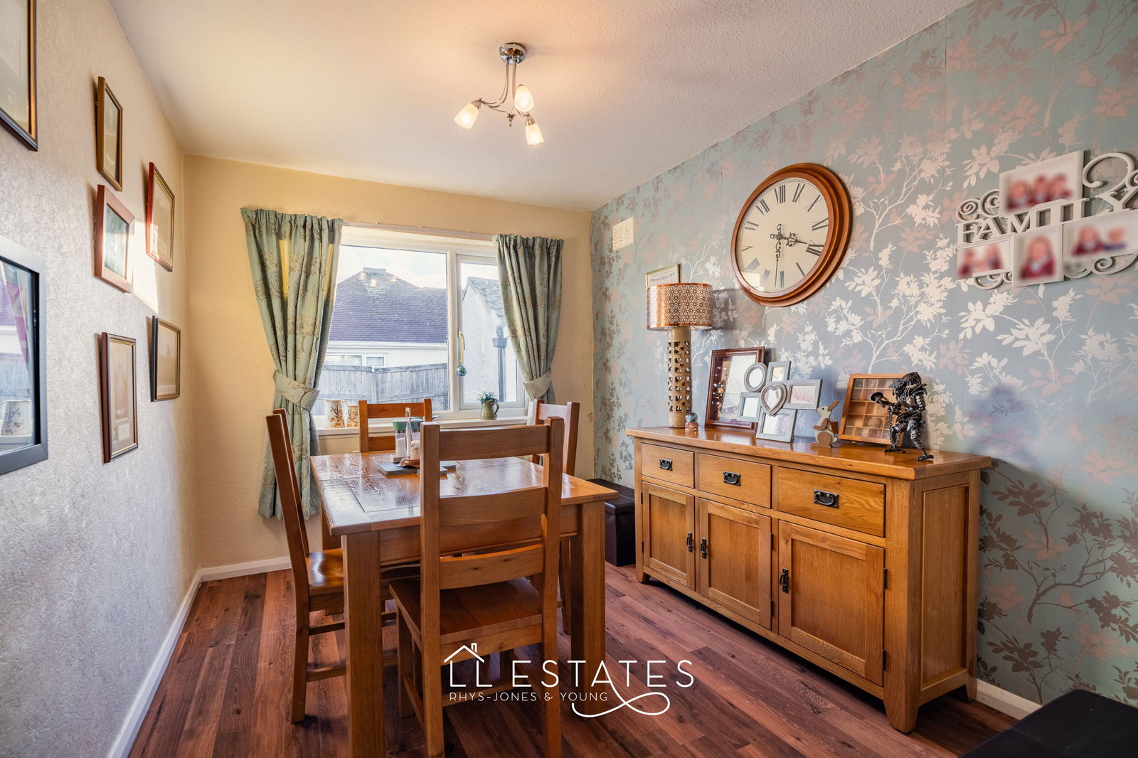 2 bed bungalow for sale in Green Lanes, Prestatyn  - Property Image 5