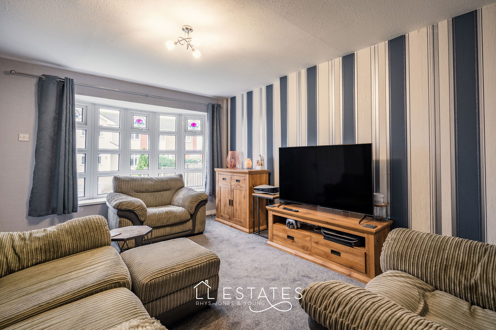 3 bed semi-detached house for sale in Rhodfa Maes Hir, Rhyl  - Property Image 2