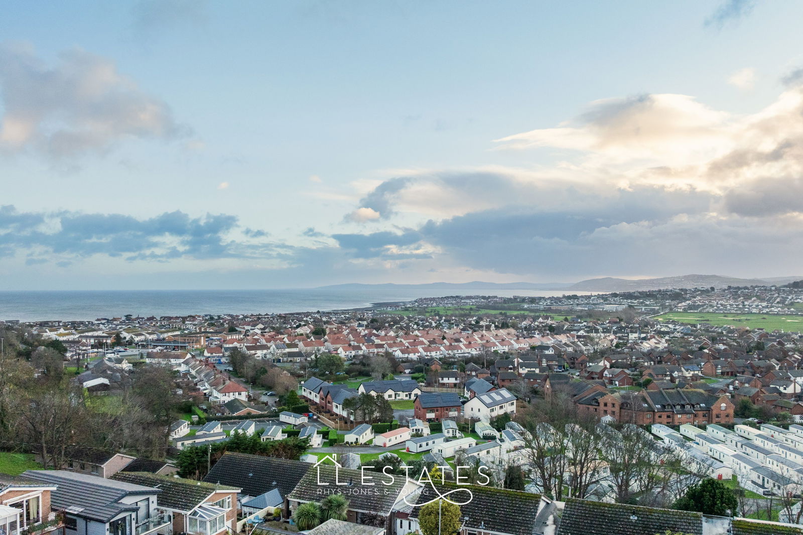 3 bed semi-detached house for sale in Ormeside, Penrhynside  - Property Image 2