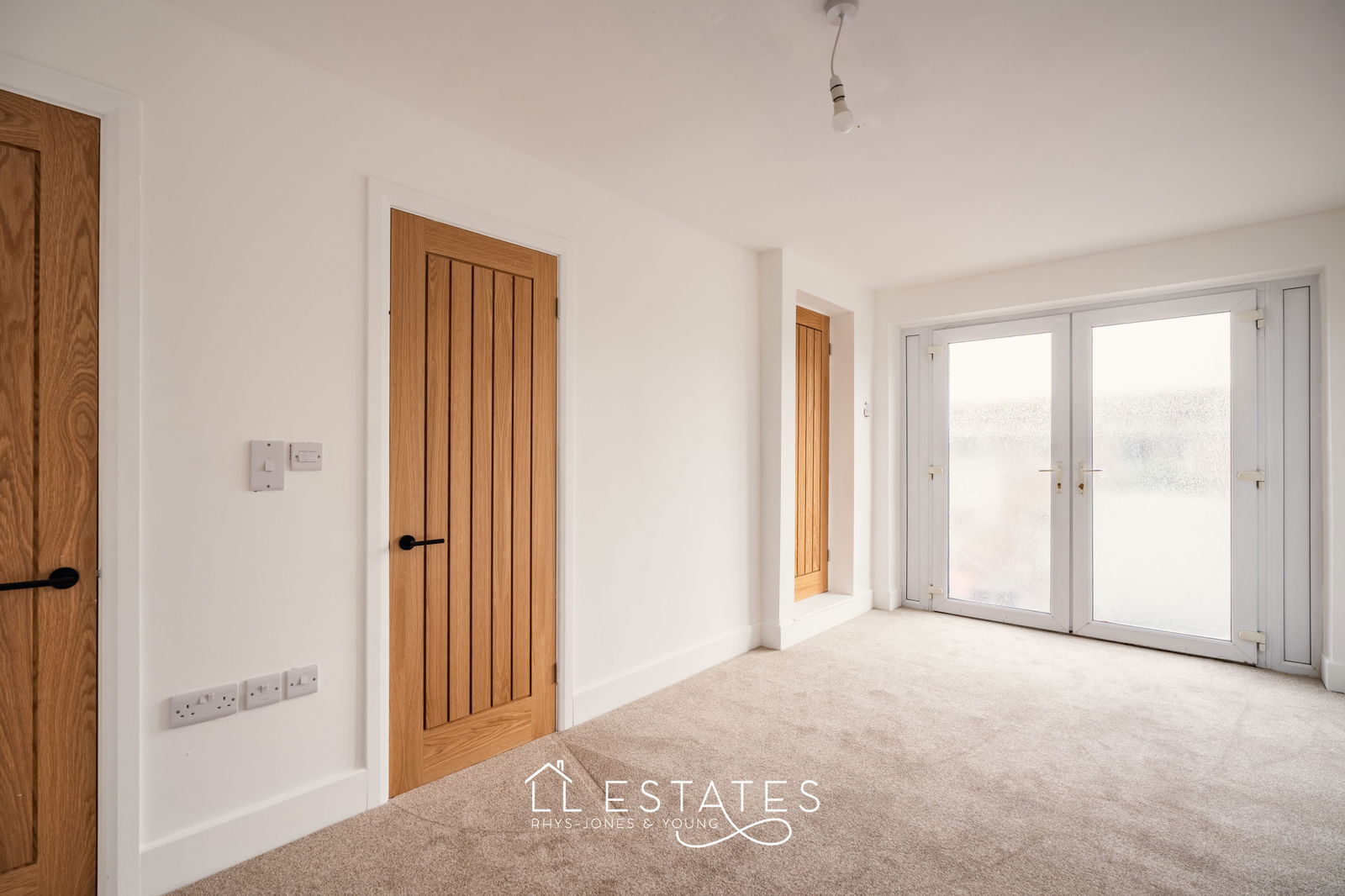 3 bed semi-detached house for sale in Ormeside, Penrhynside 10