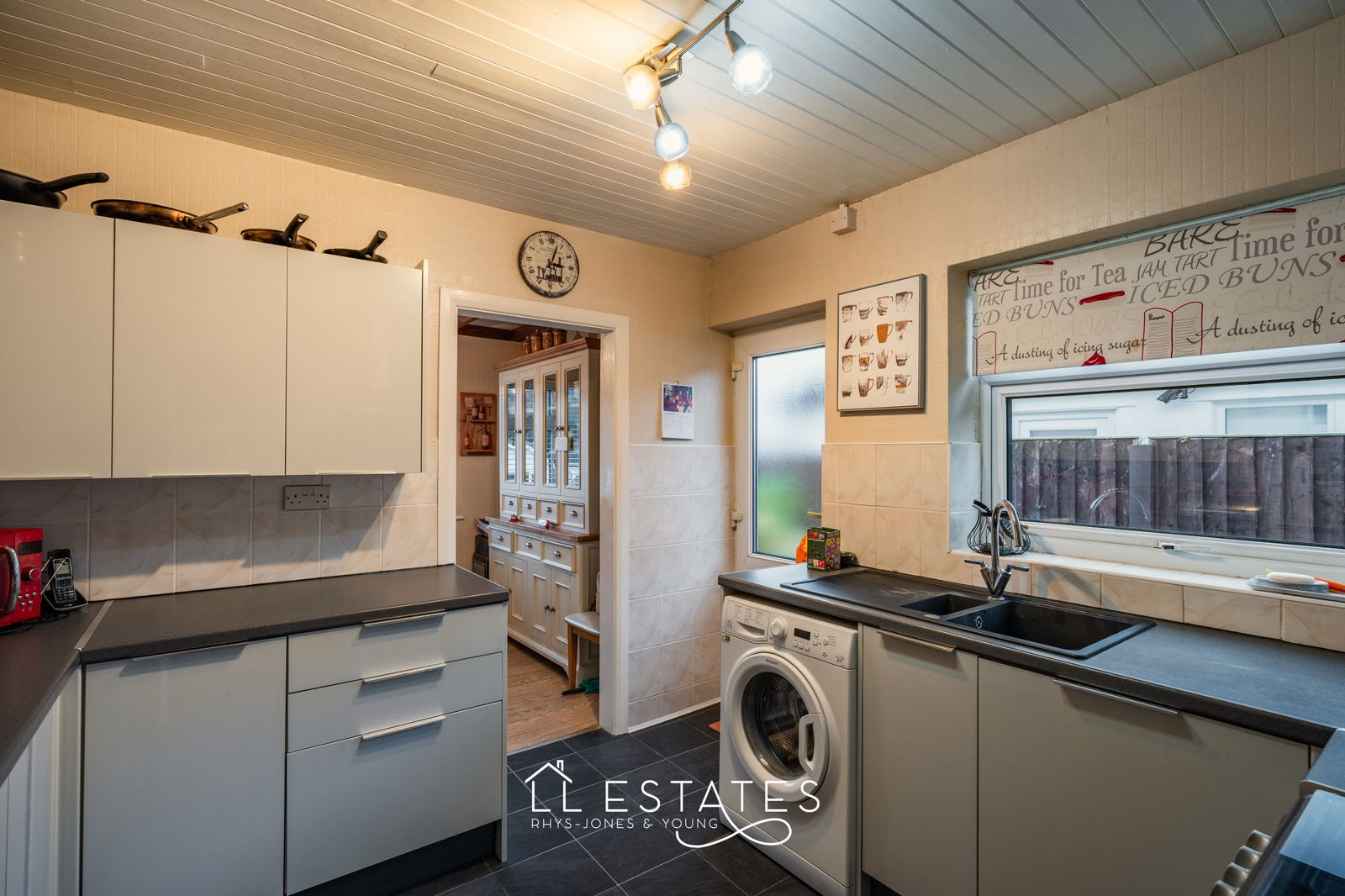 2 bed bungalow for sale in Garwyn Avenue, Prestatyn 4