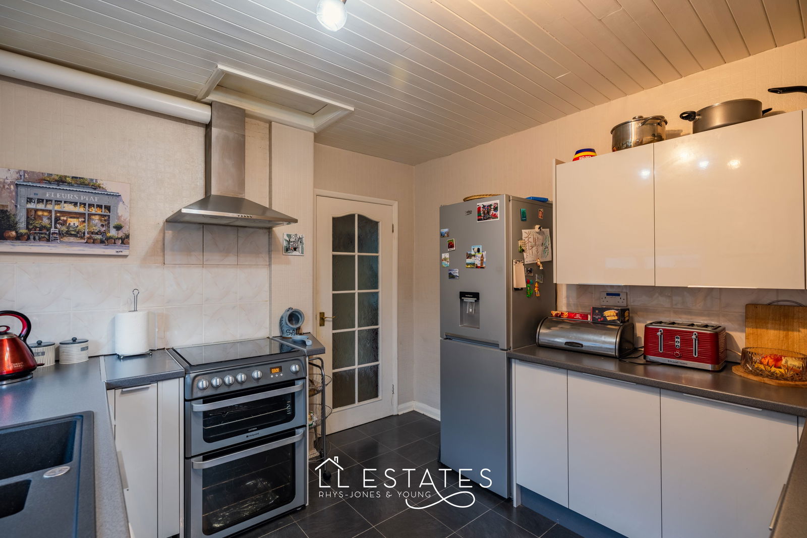 2 bed bungalow for sale in Garwyn Avenue, Prestatyn 5