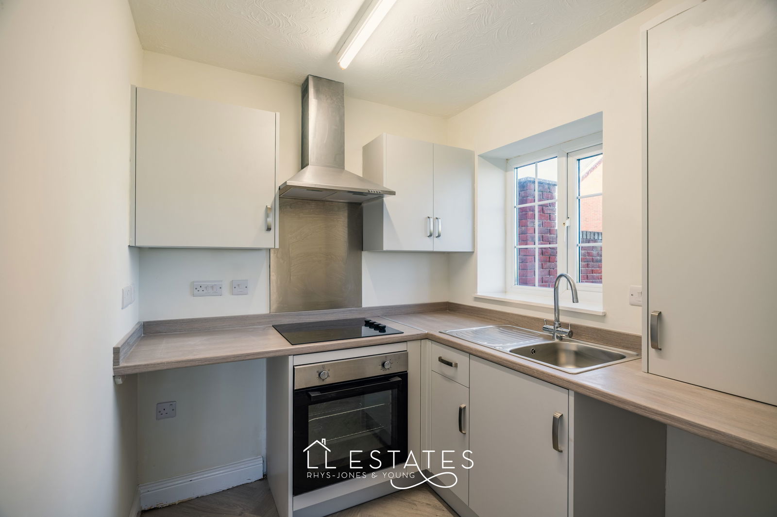 4 bed apartment for sale in Old Foryd Road, Rhyl  - Property Image 10