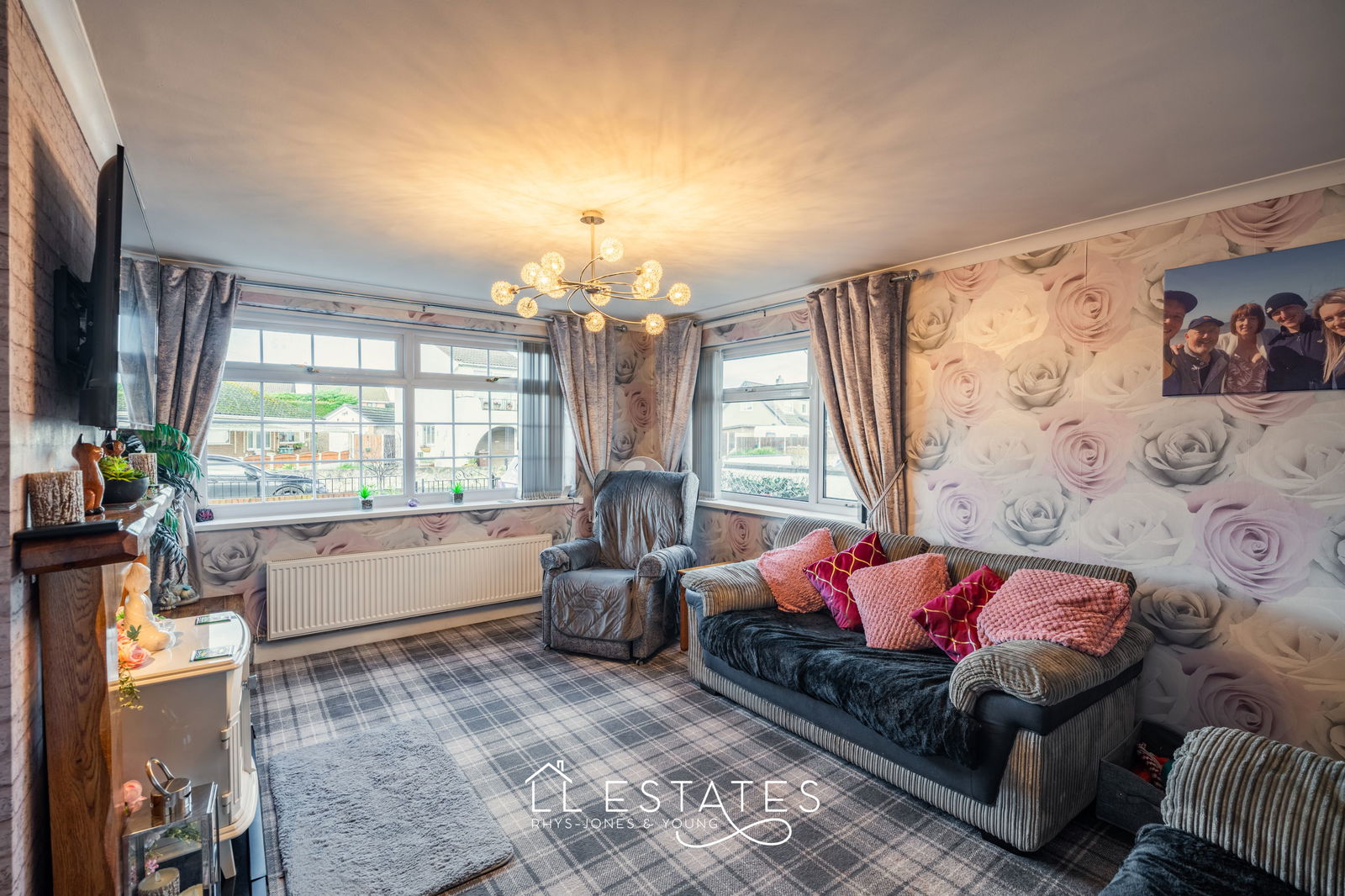 3 bed bungalow for sale in Denbigh Circle, Kinmel Bay 3