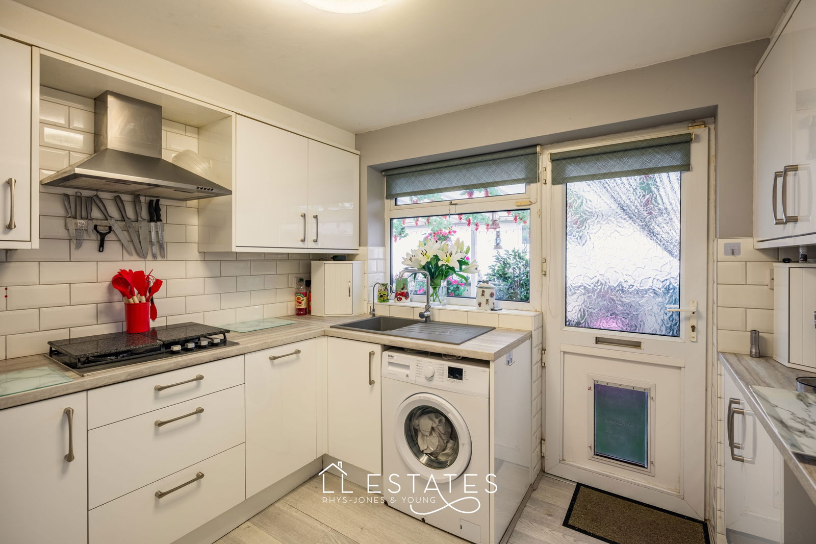 3 bed bungalow for sale in Denbigh Circle, Kinmel Bay  - Property Image 5