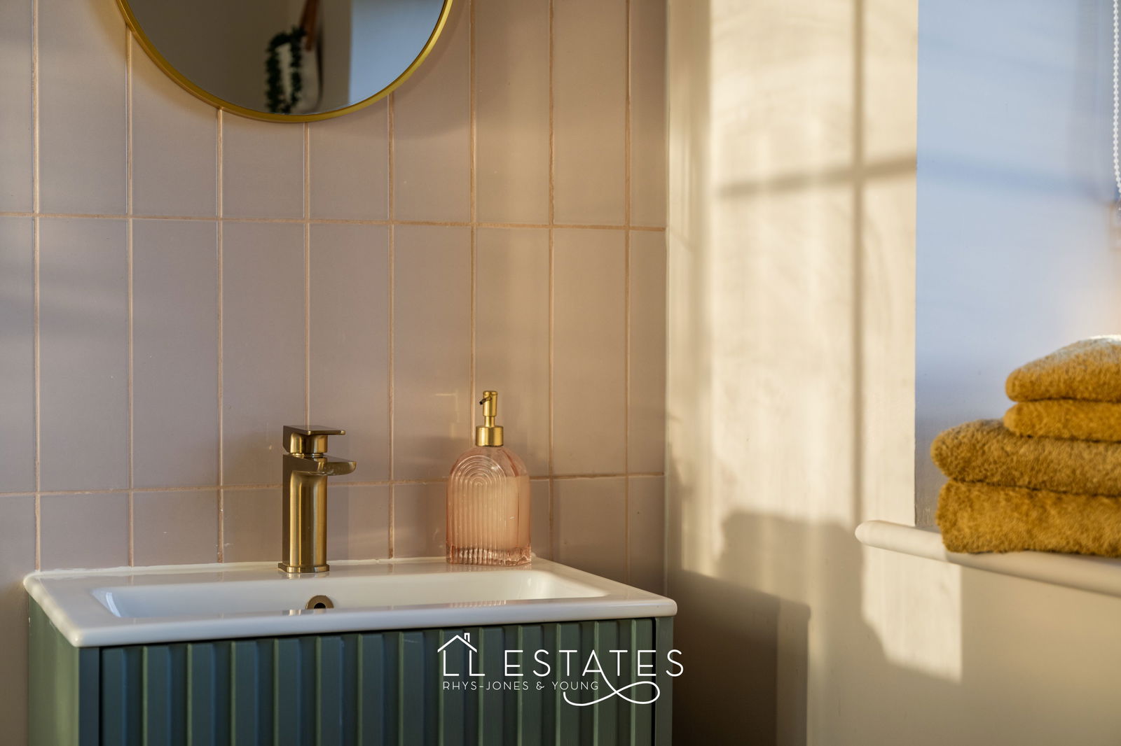 5 bed detached house for sale, Lloc  - Property Image 13