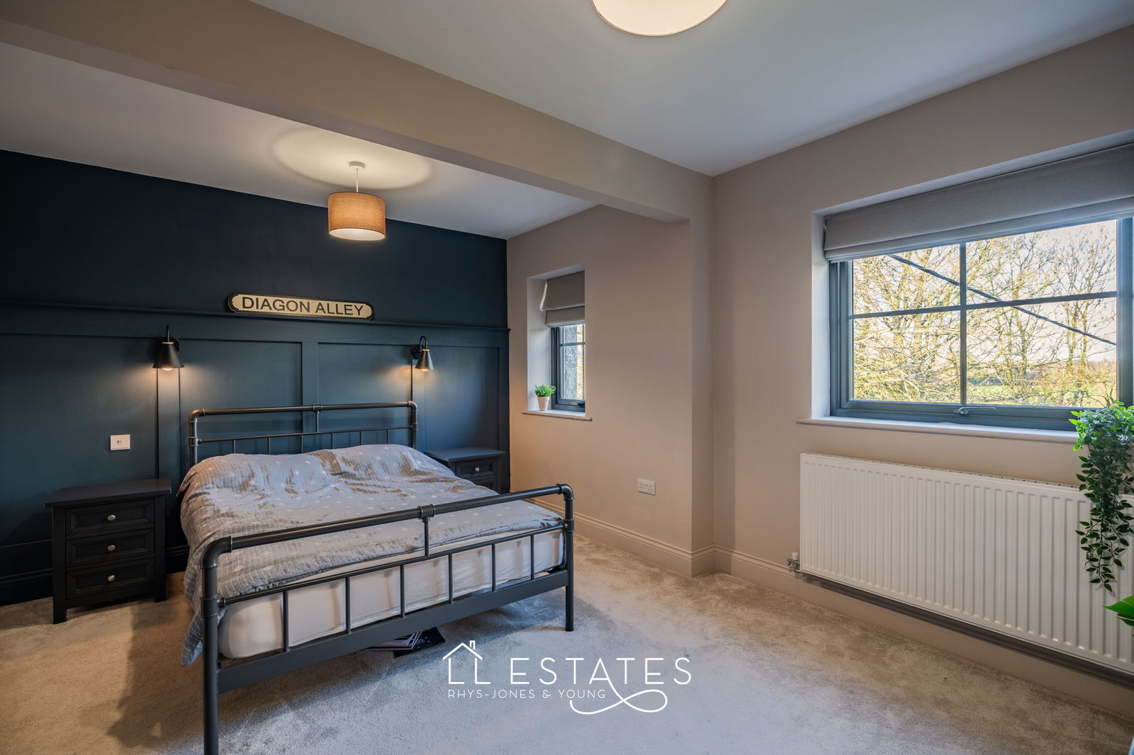 5 bed detached house for sale, Lloc 21