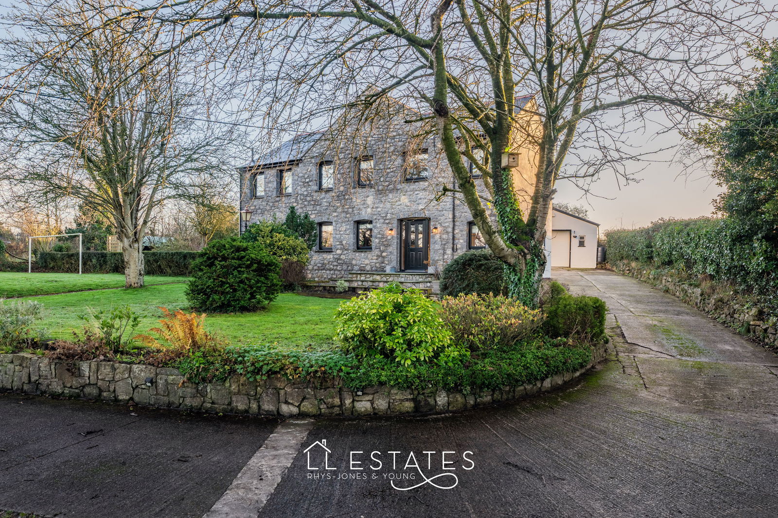 5 bed detached house for sale, Lloc  - Property Image 29