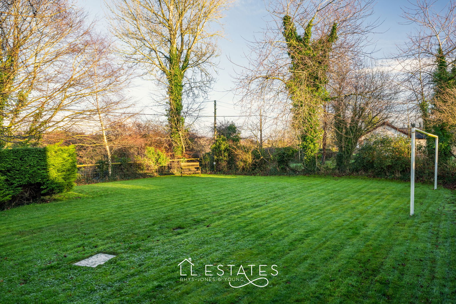 5 bed detached house for sale, Lloc  - Property Image 30