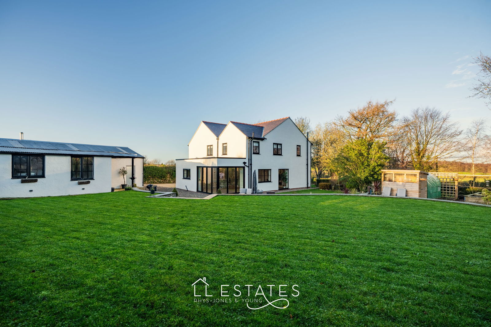 5 bed detached house for sale, Lloc  - Property Image 25