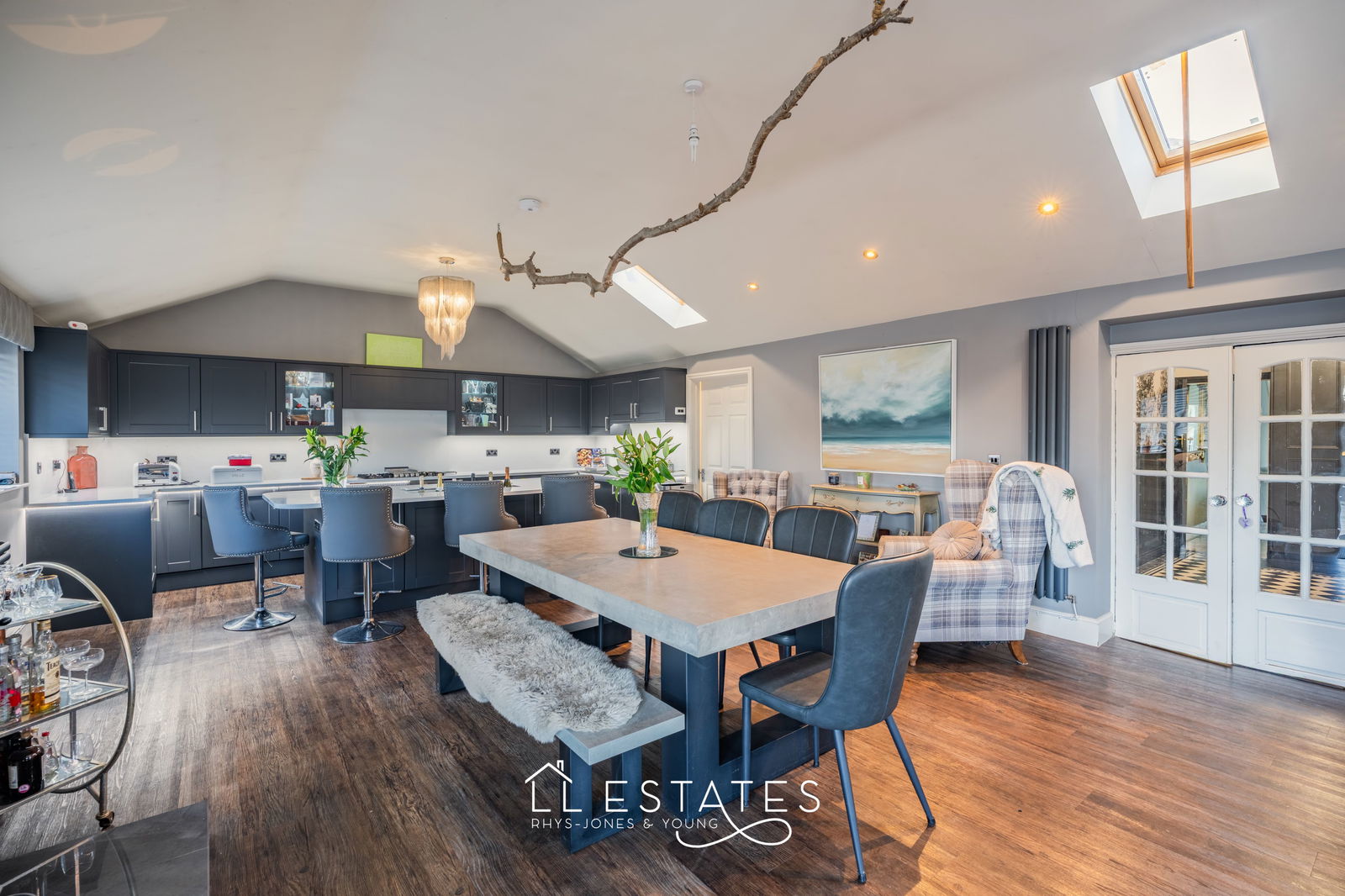 4 bed bungalow for sale in Ogwen Avenue, Kinmel Bay, LL18 5ER  - Property Image 8