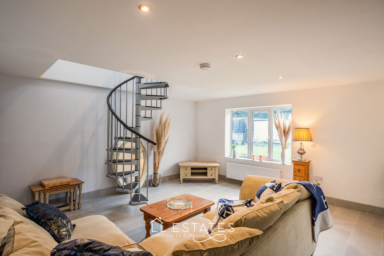 4 bed bungalow for sale in Ogwen Avenue, Kinmel Bay, LL18 5ER  - Property Image 17