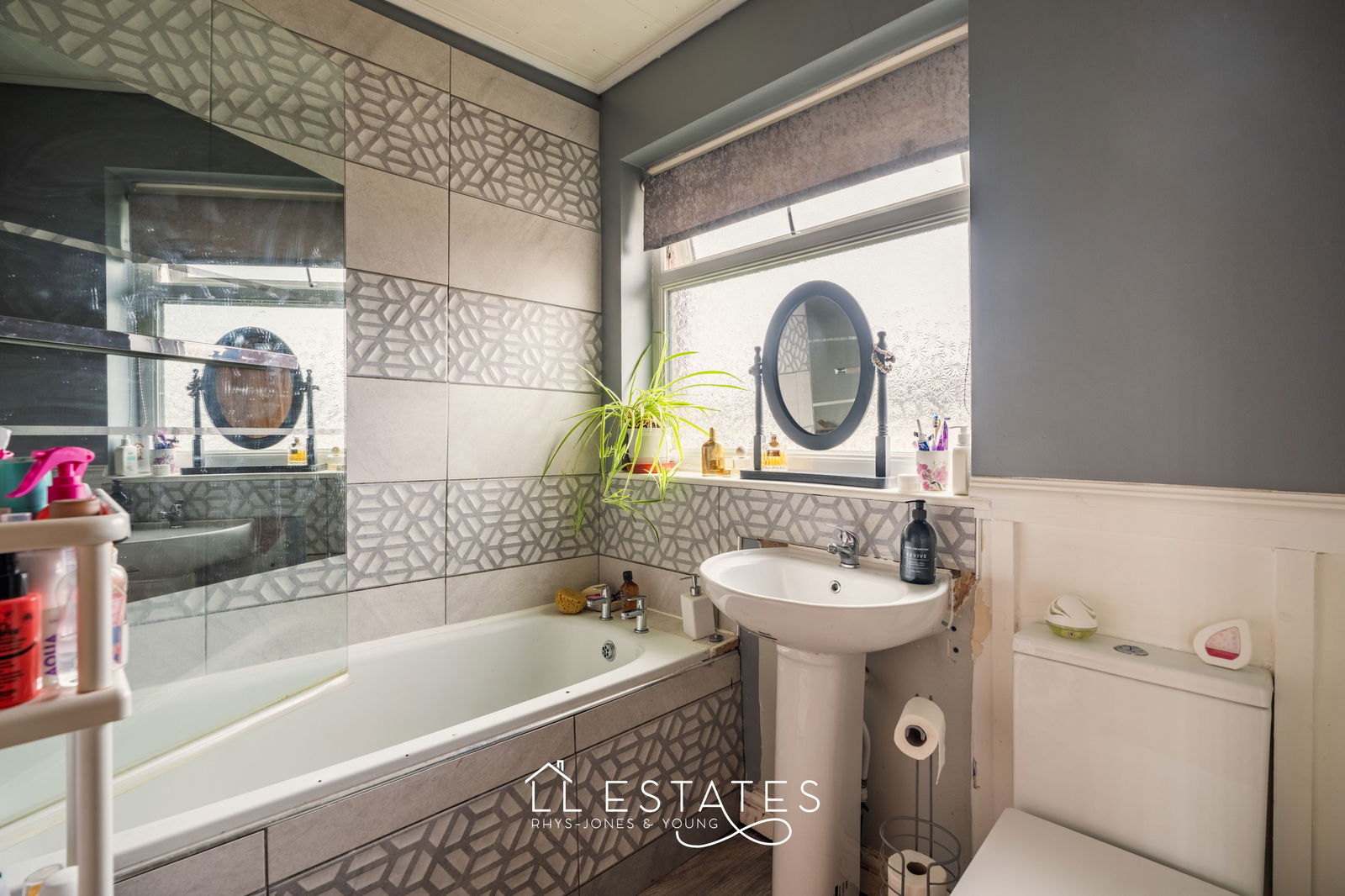 3 bed terraced house for sale in Princes Park, Rhuddlan, LL18 5RW  - Property Image 8