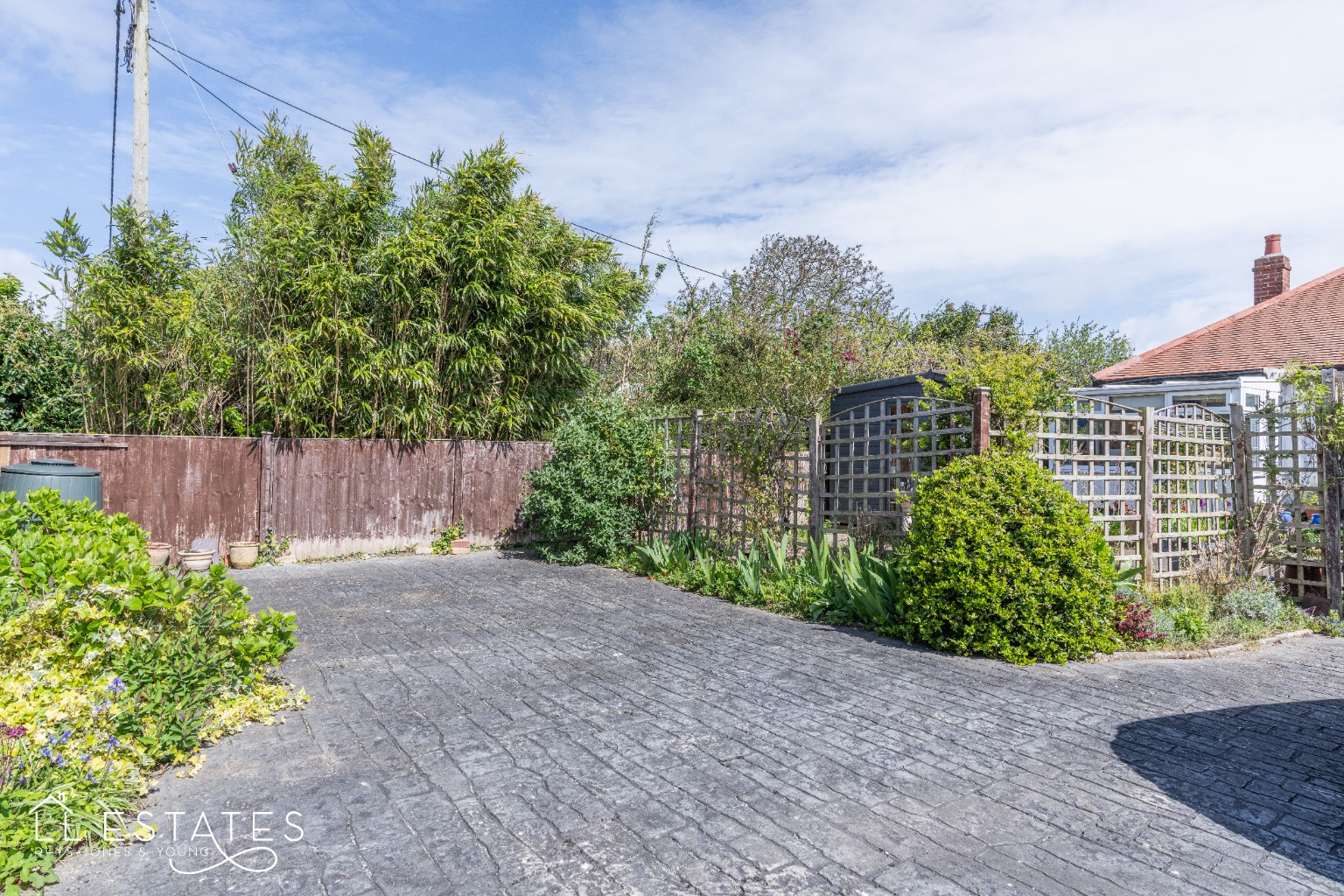 2 bed detached bungalow for sale in Harding Avenue, Rhyl  - Property Image 11