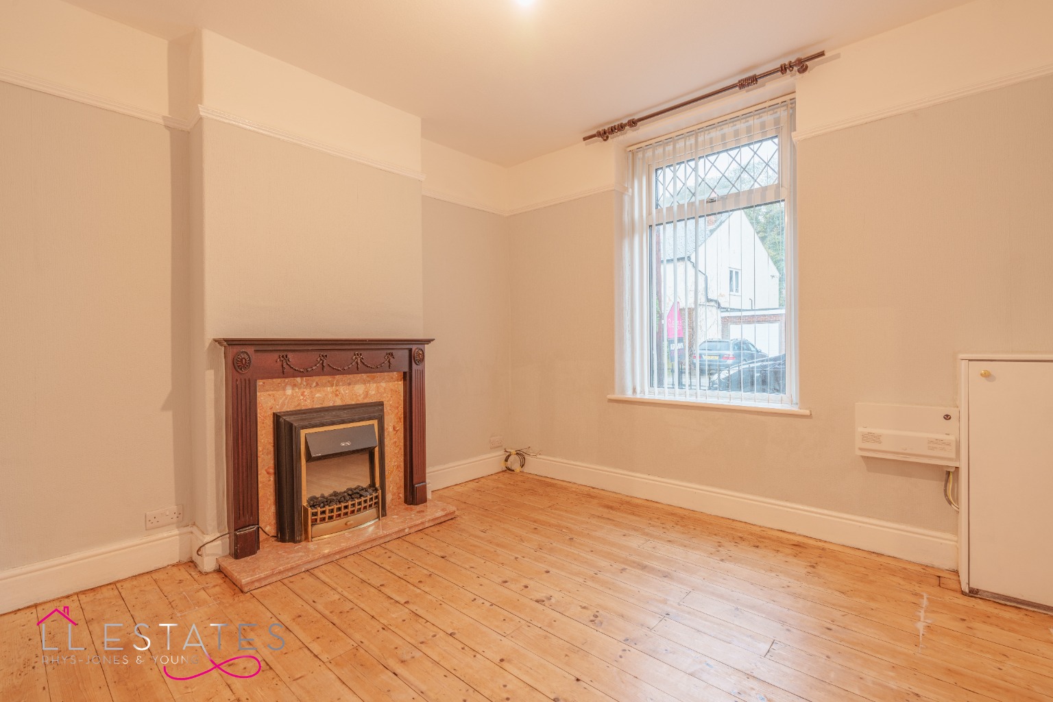 2 bed semi-detached house for sale in Main Road, Flintshire  - Property Image 5