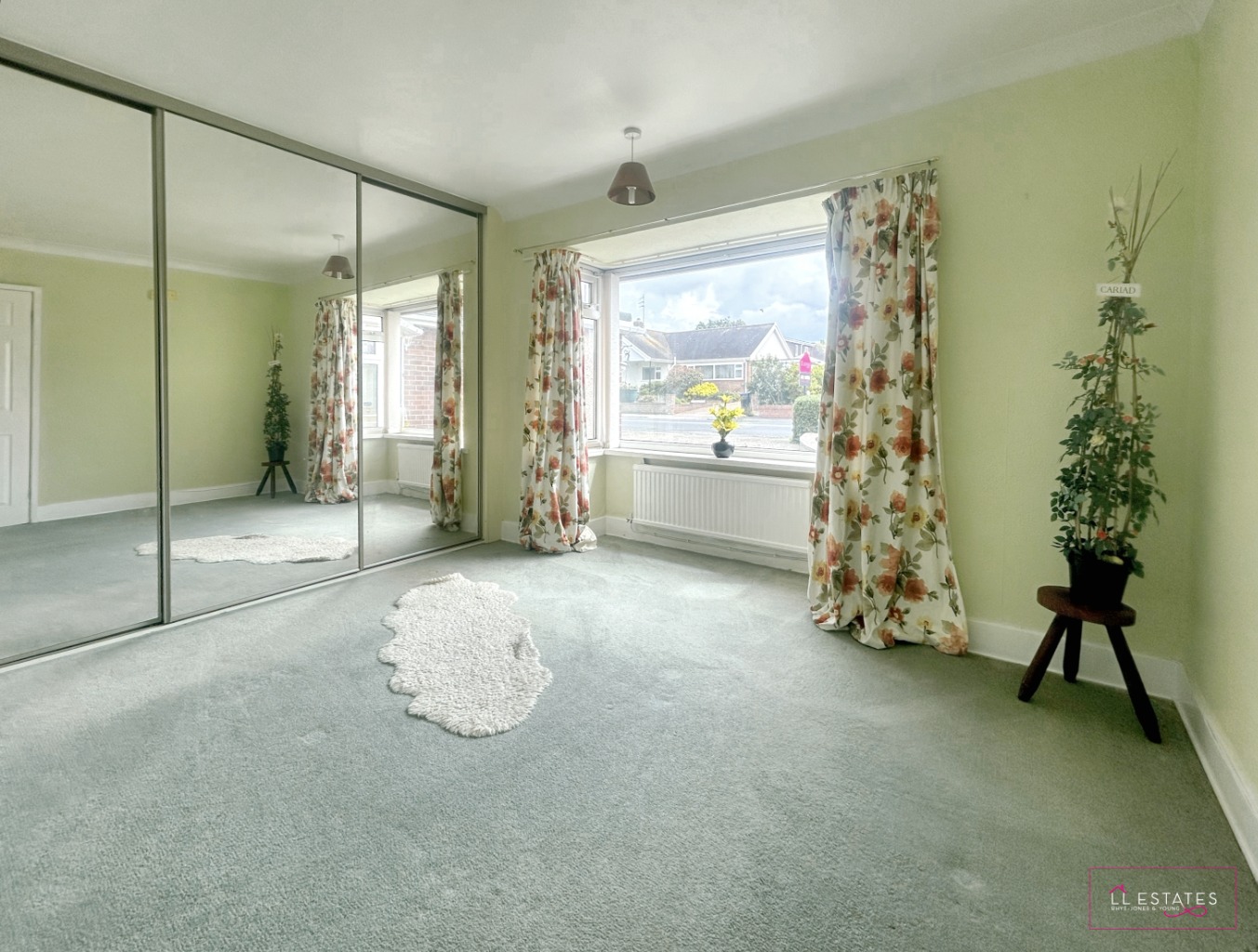 2 bed detached bungalow for sale in Highlands Road, Denbighshire  - Property Image 5