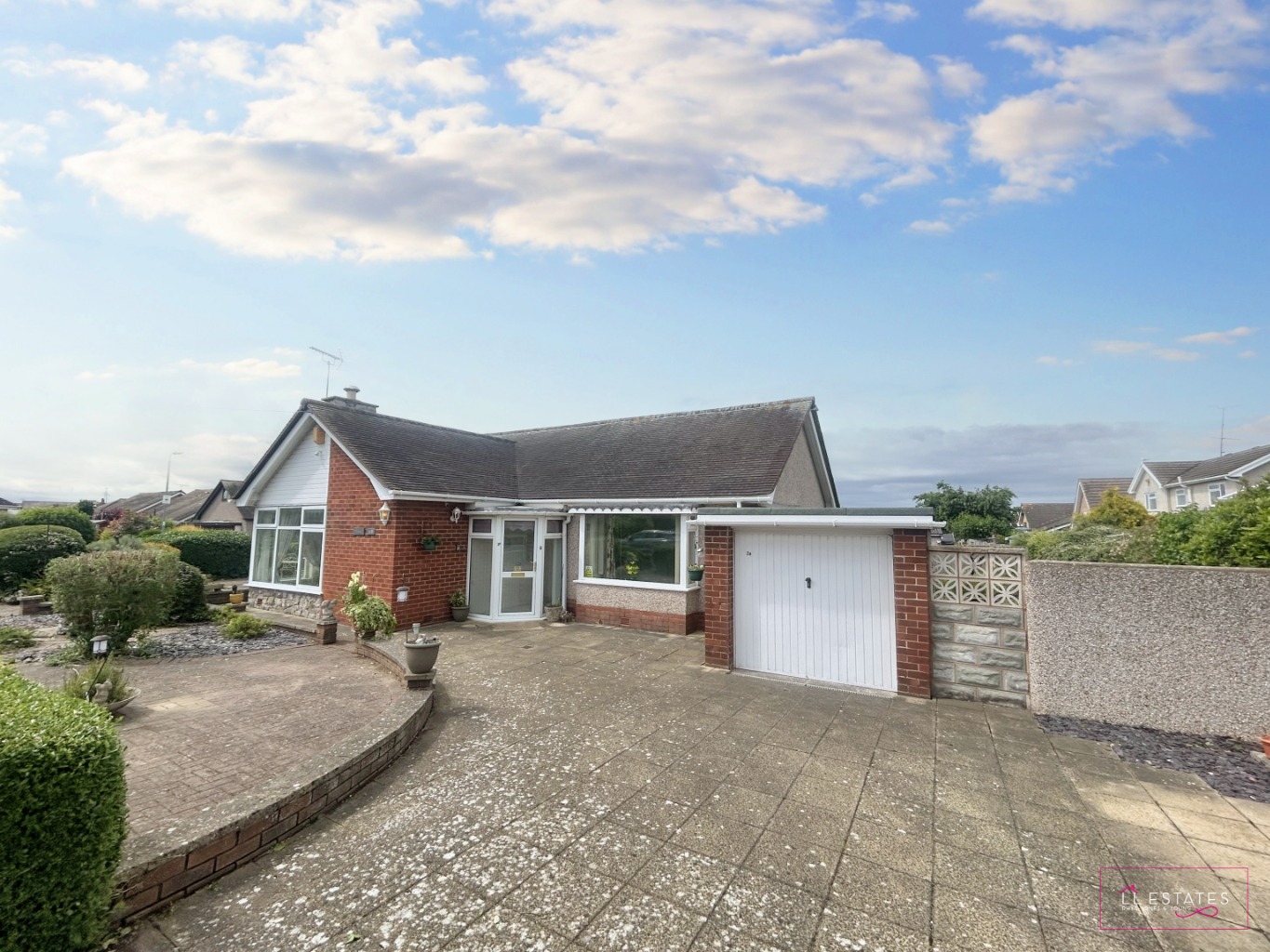 2 bed detached bungalow for sale in Highlands Road, Denbighshire  - Property Image 12