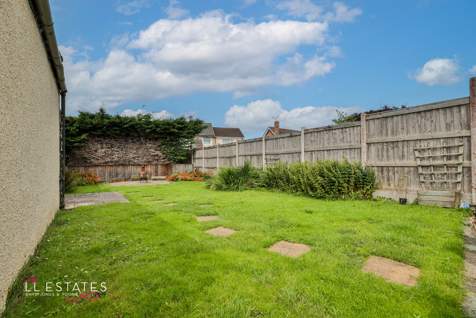 3 bed semi-detached house for sale in Bryn Gobaith, St. Asaph  - Property Image 15