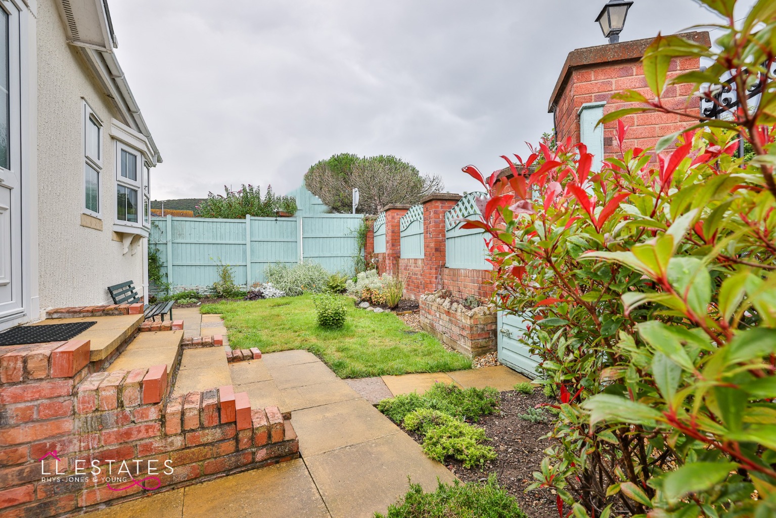 2 bed park home for sale in St James Drive, Prestatyn  - Property Image 9