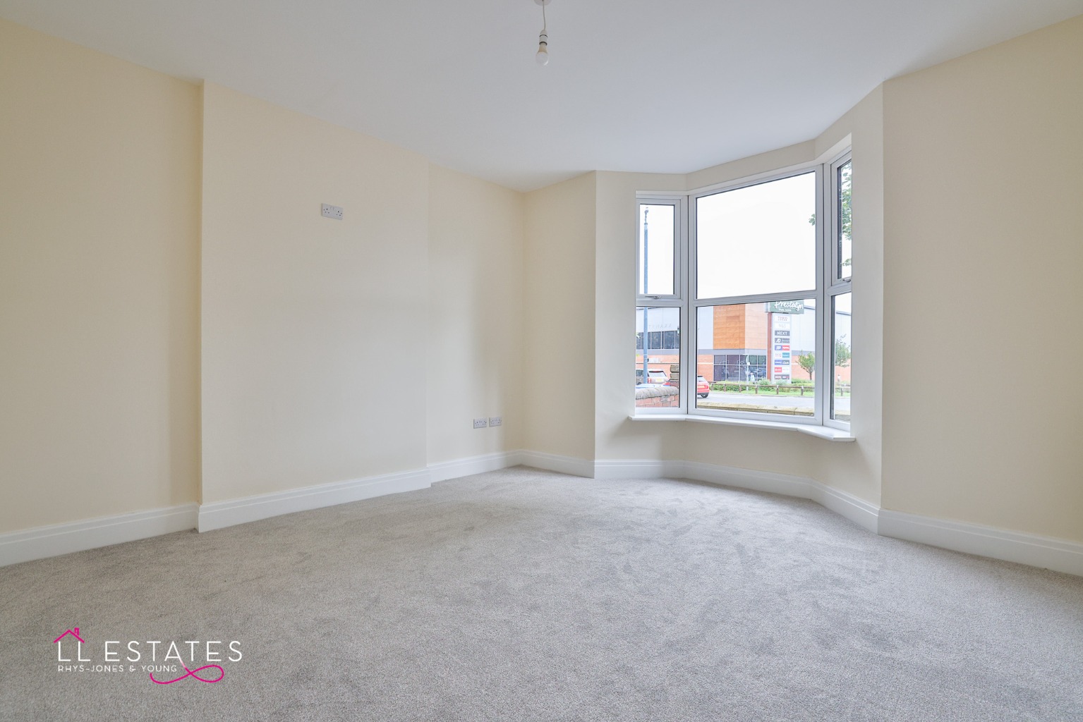 4 bed semi-detached house for sale in Nant Hall Road, Prestatyn  - Property Image 4