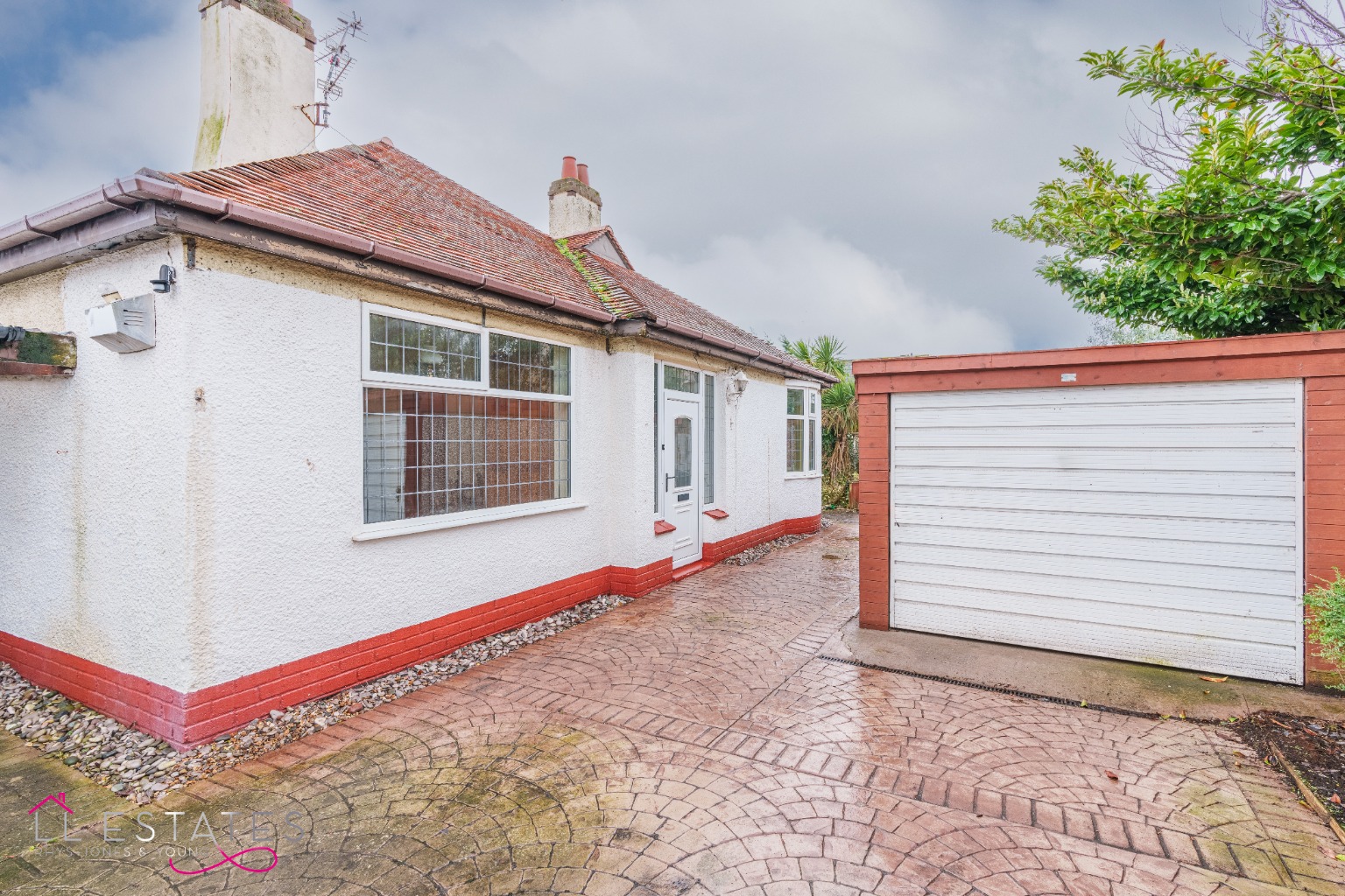 4 bed detached bungalow for sale, Prestatyn  - Property Image 14