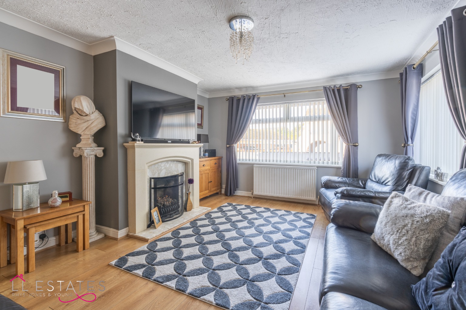 2 bed detached bungalow for sale in Denbigh Circle, Rhyl  - Property Image 4