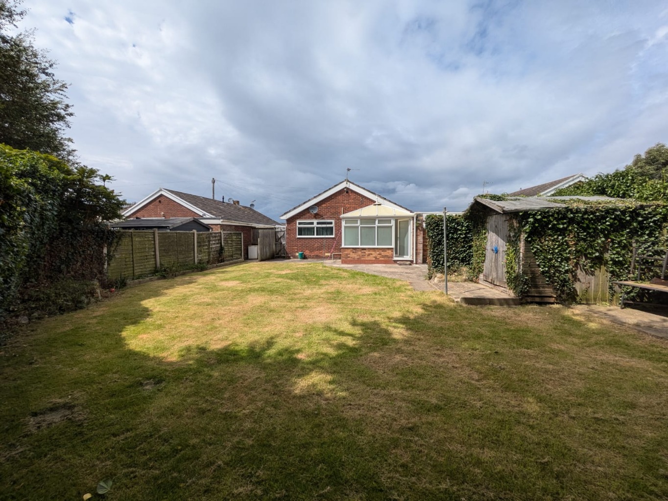 2 bed detached bungalow for sale in Denbigh Circle, Rhyl  - Property Image 10