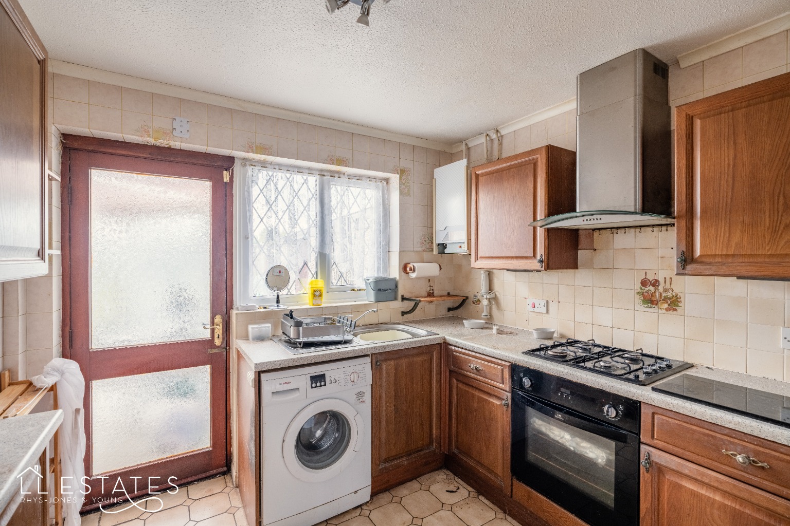 2 bed semi-detached bungalow for sale in Trem Cinmel, Abergele  - Property Image 4