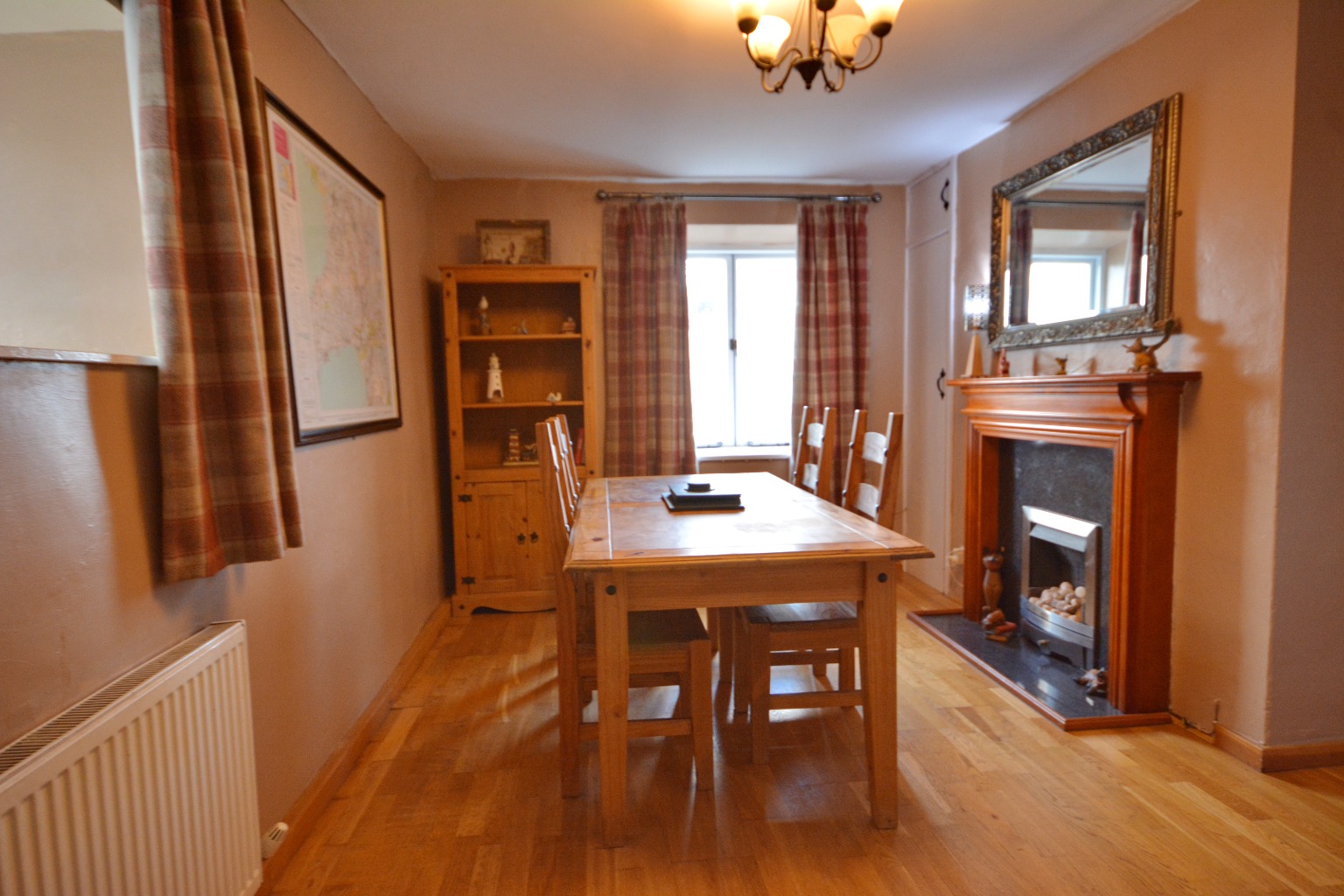 3 bed cottage for sale, Porthmadog  - Property Image 4