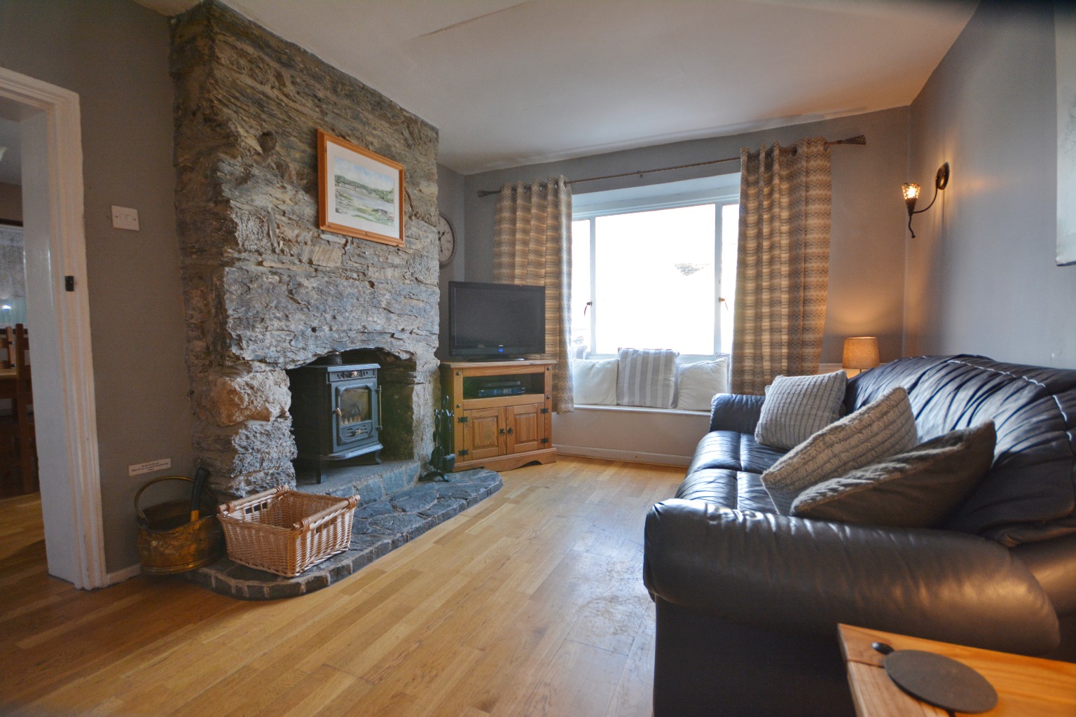 3 bed cottage for sale, Porthmadog  - Property Image 6