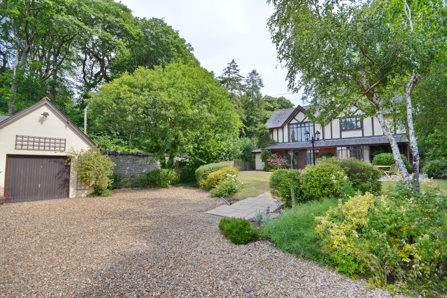 4 bed detached house for sale, Y Felinheli  - Property Image 2