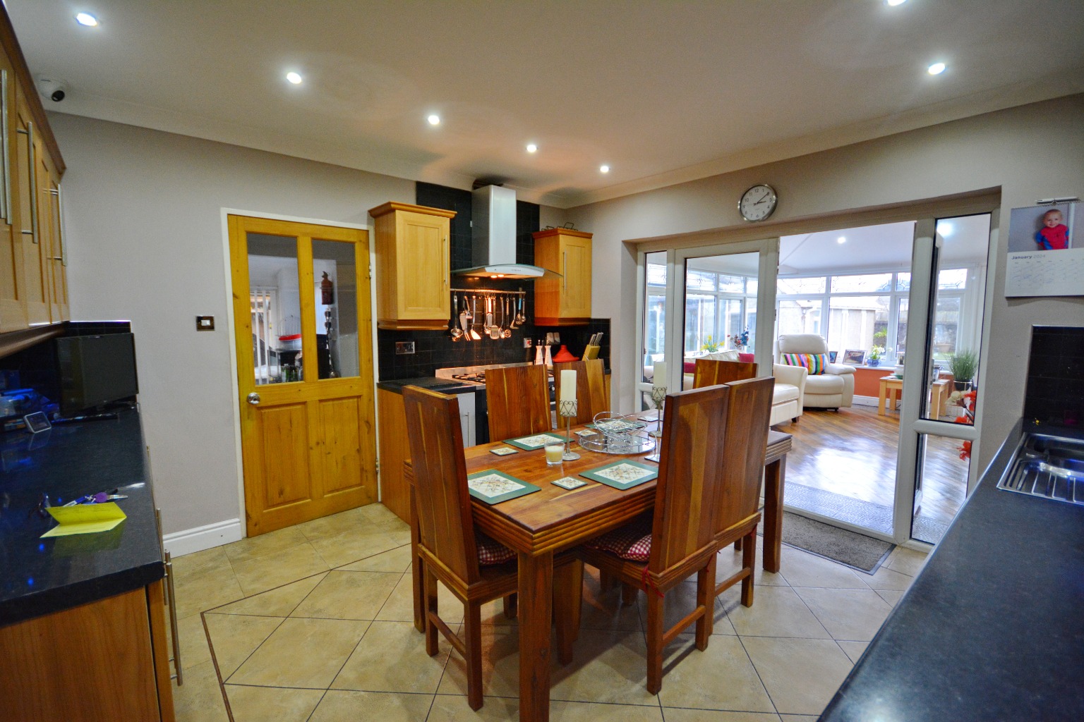 4 bed detached bungalow for sale, Porthmadog  - Property Image 13