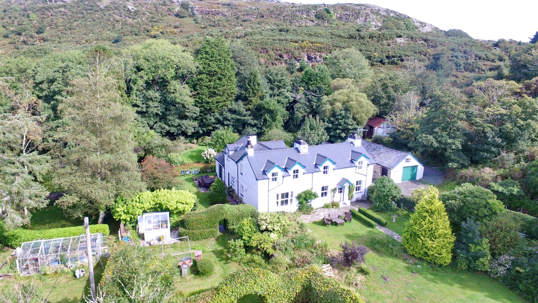 5 bed detached house for sale, Porthmadog - Property Image 1