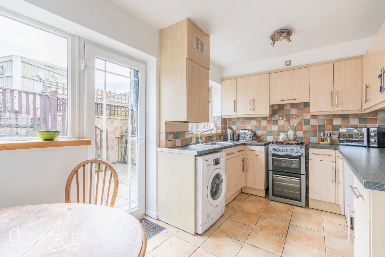 2 bed terraced house for sale in High Street, Denbighshire  - Property Image 5