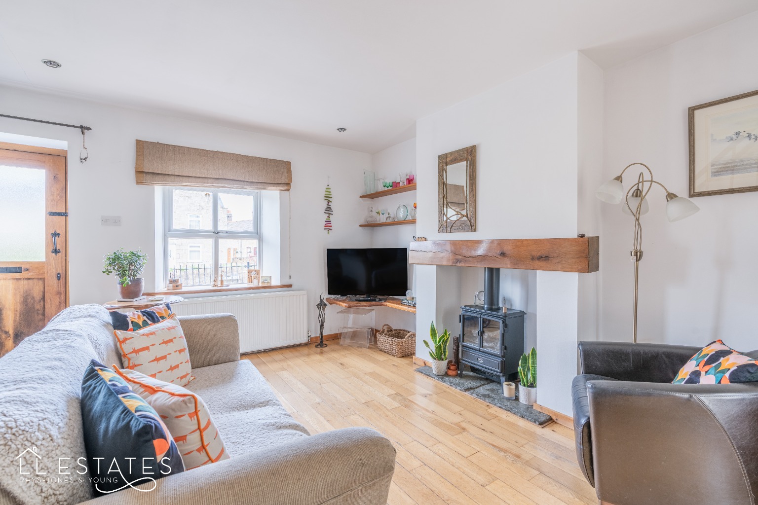 2 bed terraced house for sale in High Street, Denbighshire  - Property Image 2