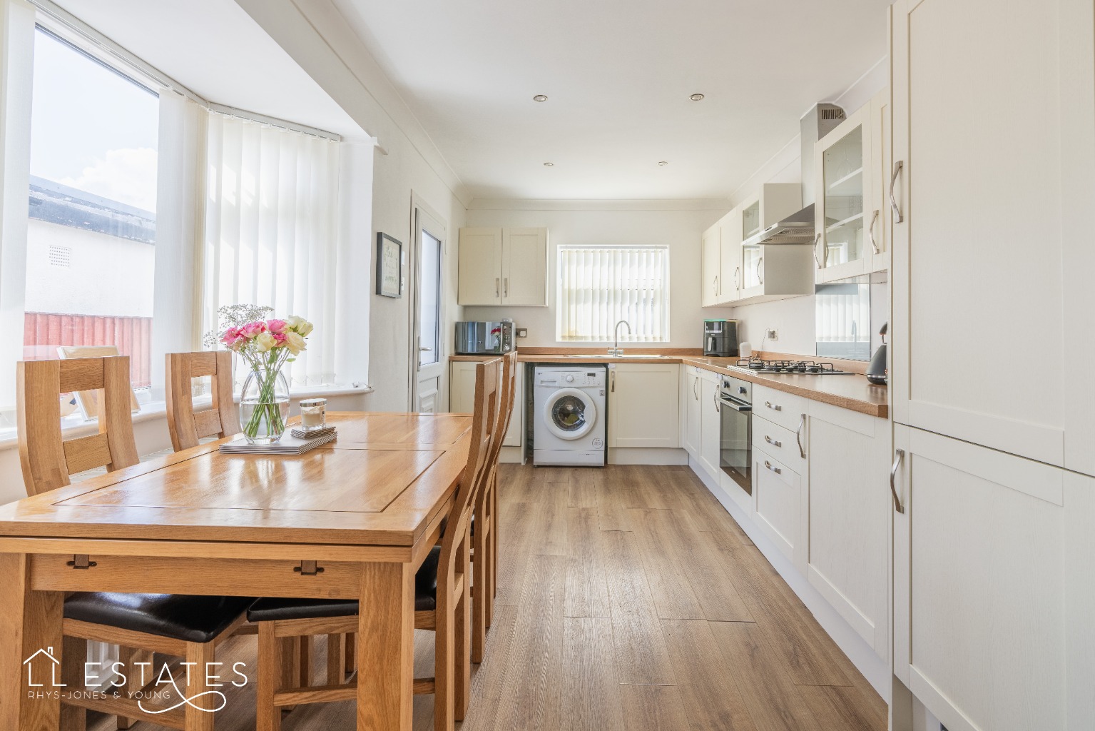 3 bed detached bungalow for sale in Rosehill Road, Denbighshire  - Property Image 3