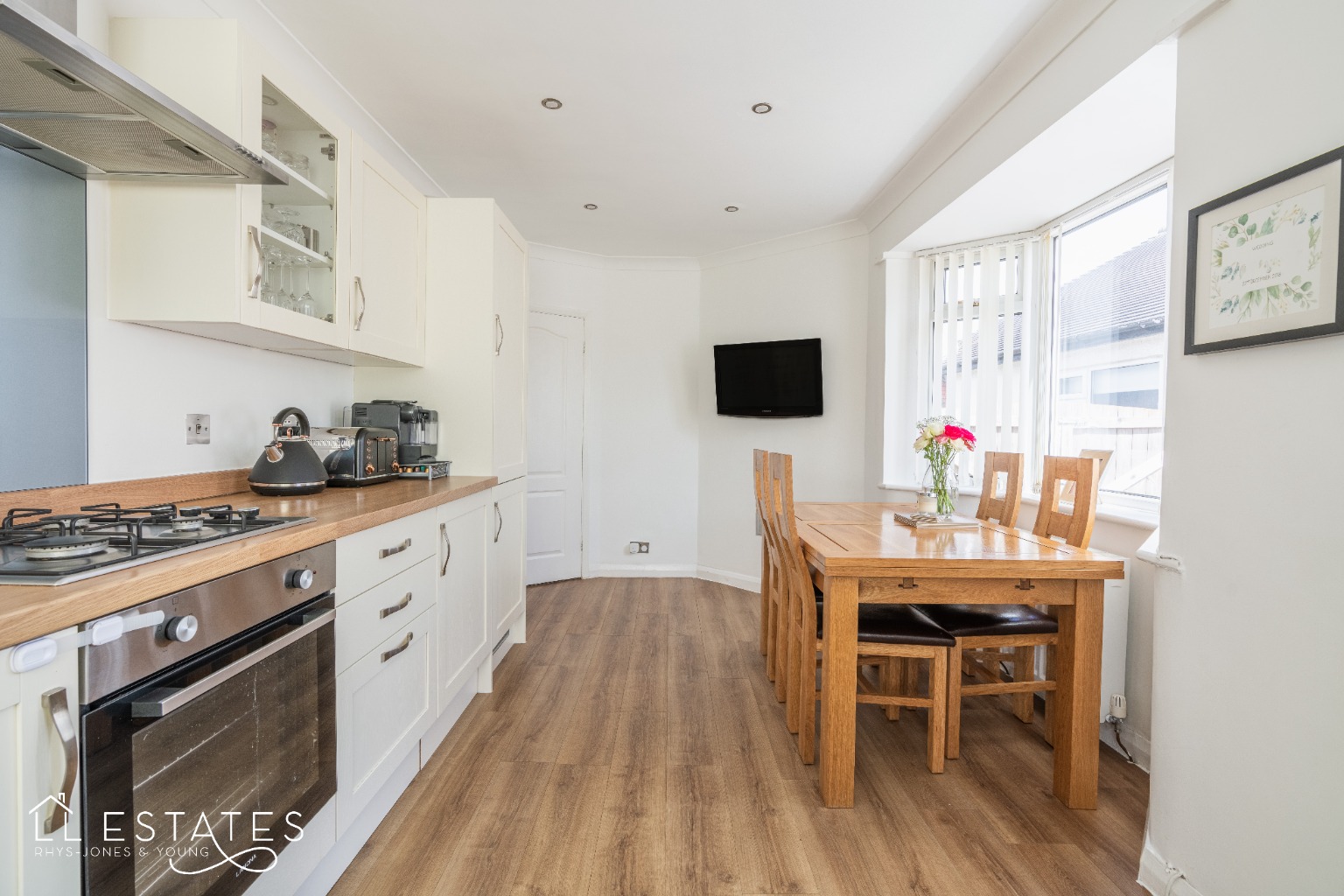 3 bed detached bungalow for sale in Rosehill Road, Denbighshire  - Property Image 4