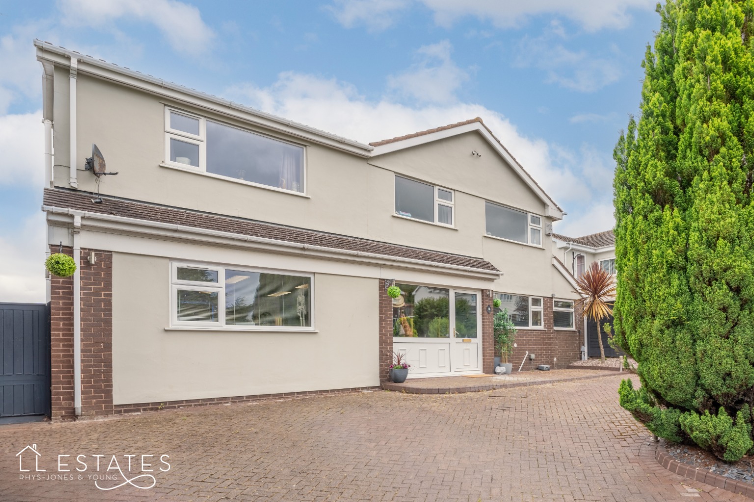 5 bed detached house for sale in Parc Aberconwy, Denbighshire  - Property Image 1