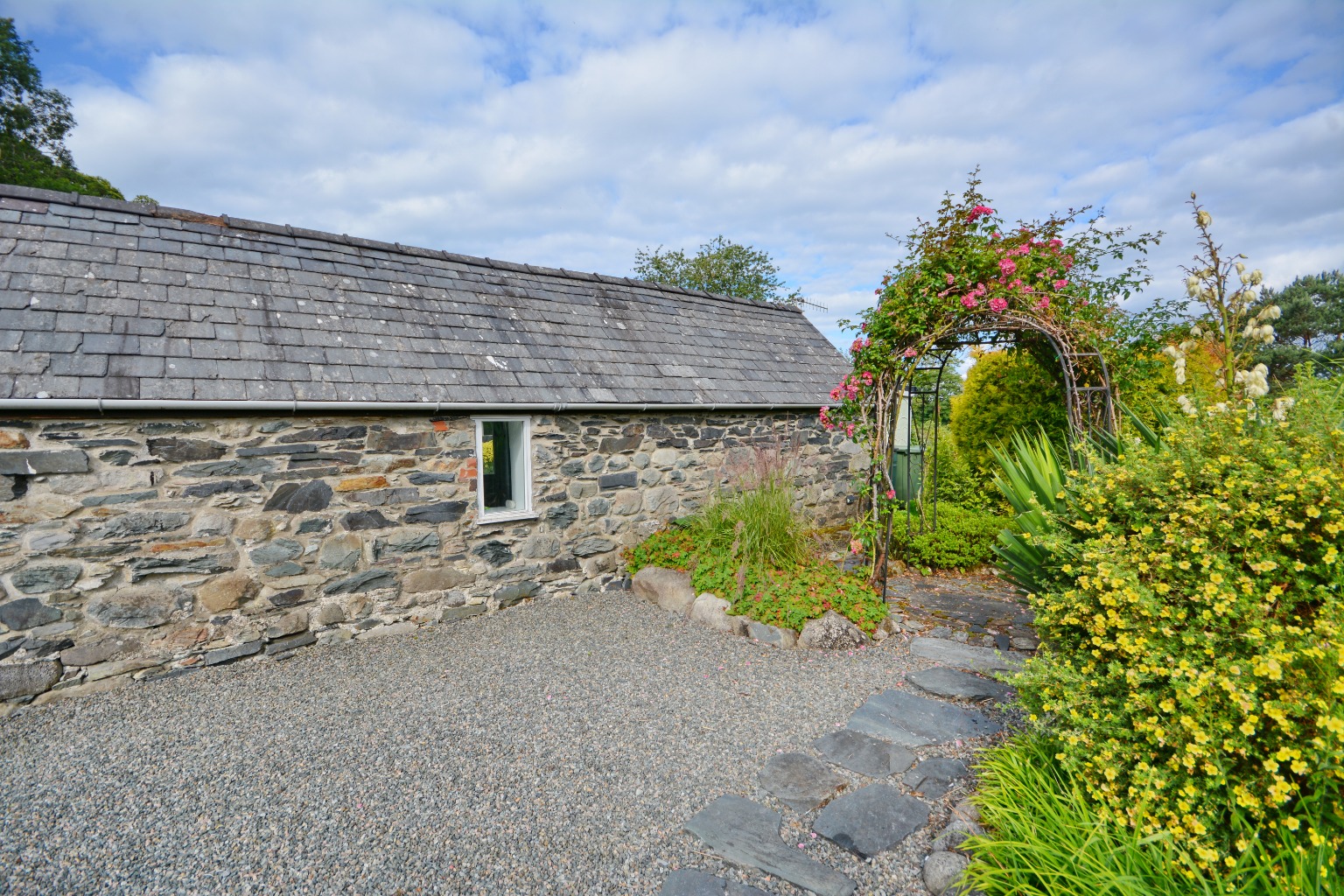 1 bed cottage for sale, Llanbedr  - Property Image 1