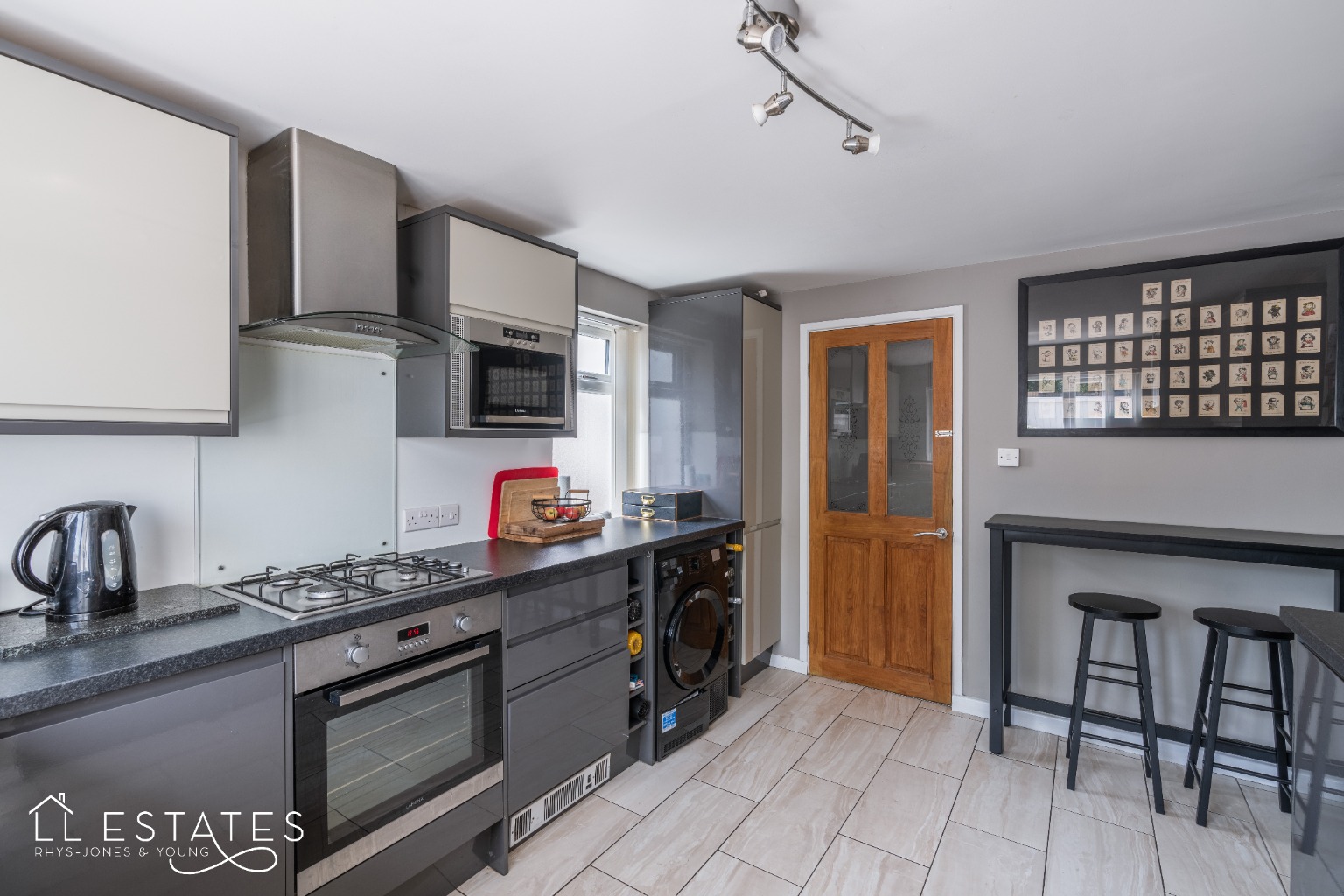 3 bed semi-detached house for sale in Foryd Road, Rhyl  - Property Image 4