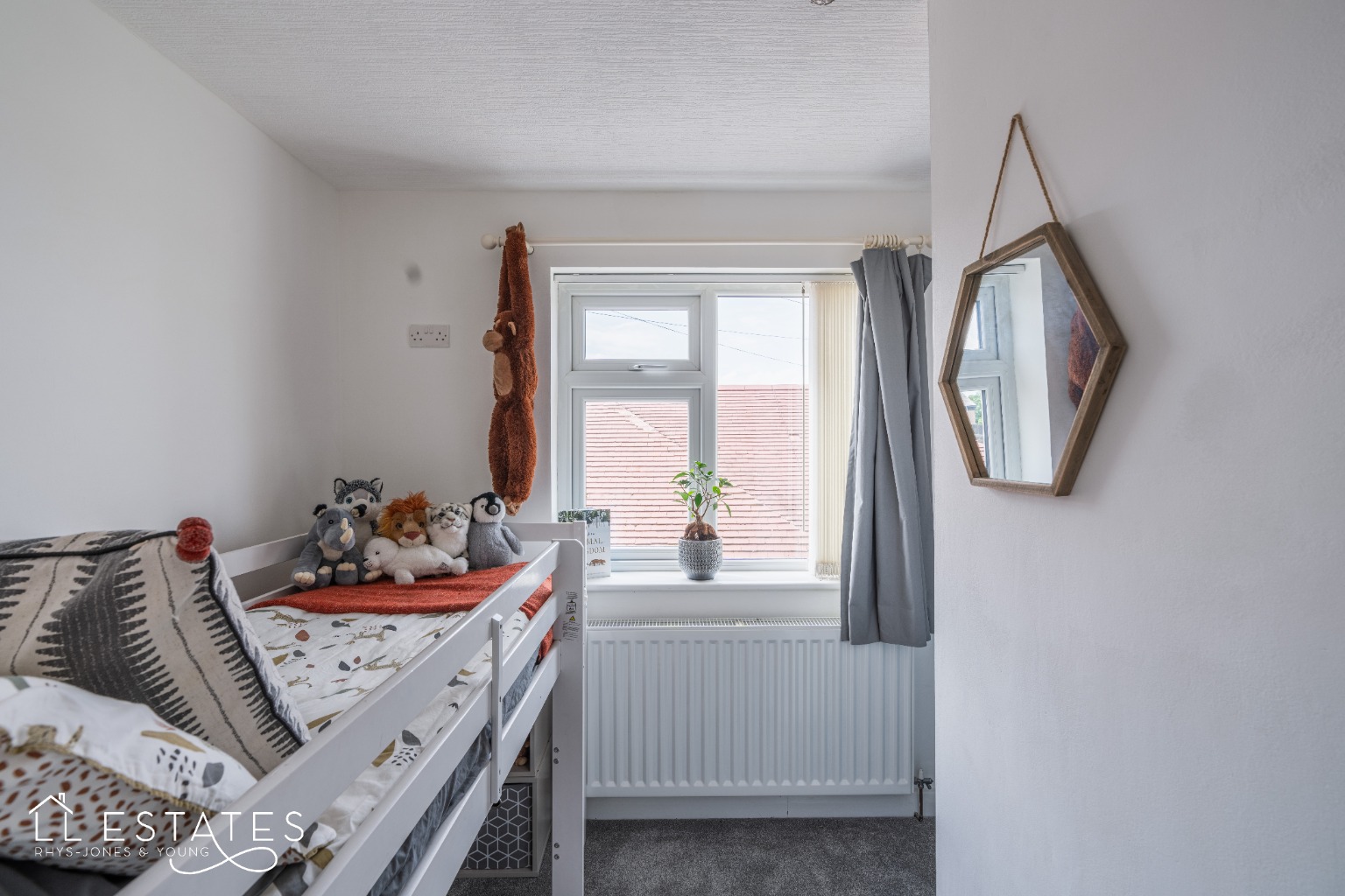 3 bed semi-detached house for sale in Foryd Road, Rhyl  - Property Image 8