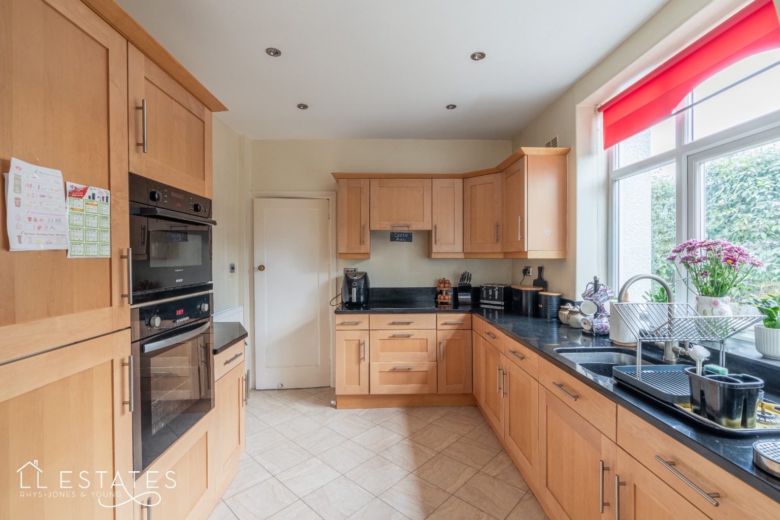 4 bed detached house for sale in Brewis Road, Colwyn Bay  - Property Image 4