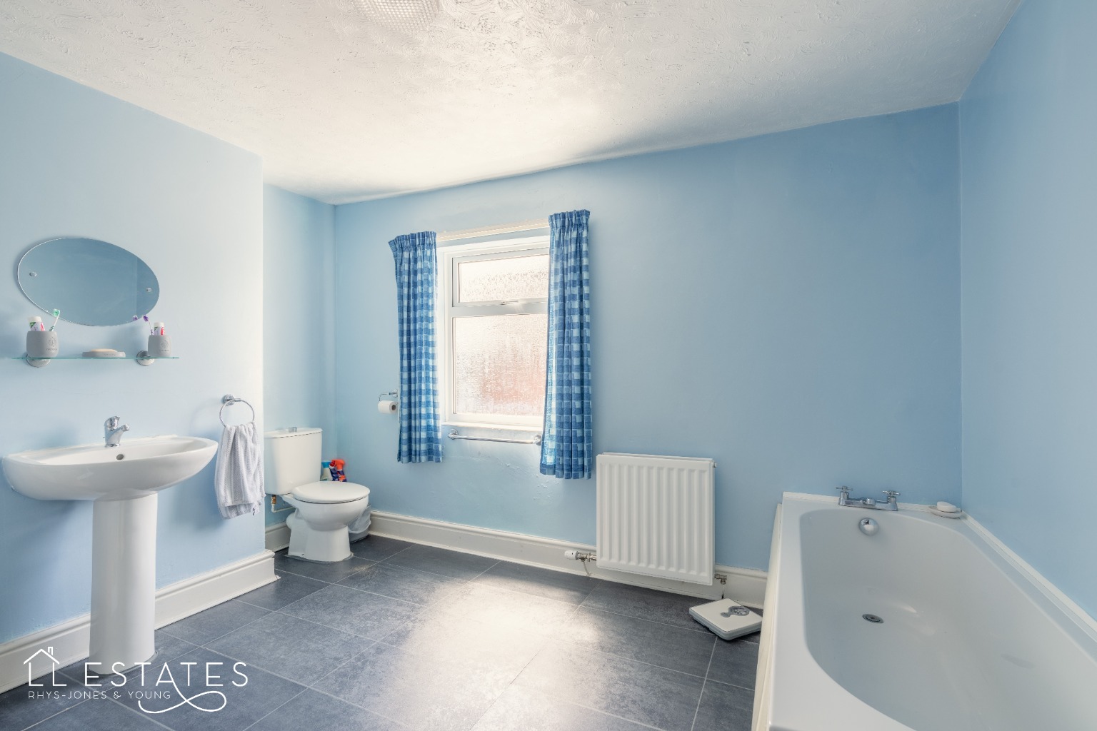 2 bed detached house for sale in Mornant Avenue, Holywell  - Property Image 8
