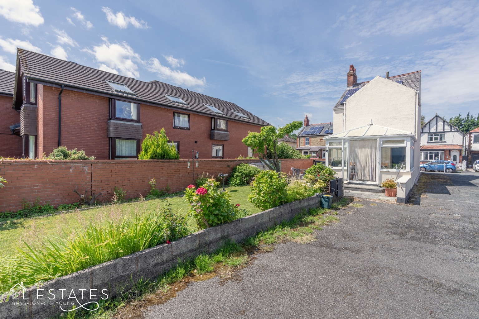 2 bed detached house for sale in Mornant Avenue, Holywell  - Property Image 10