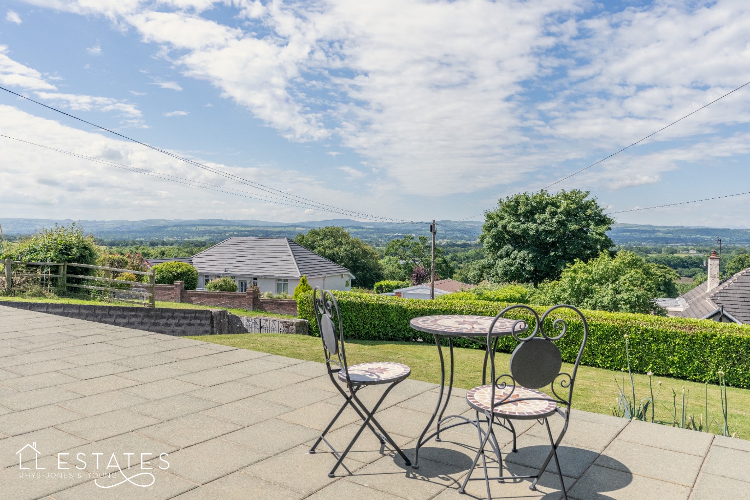 3 bed detached bungalow for sale, St. Asaph  - Property Image 2