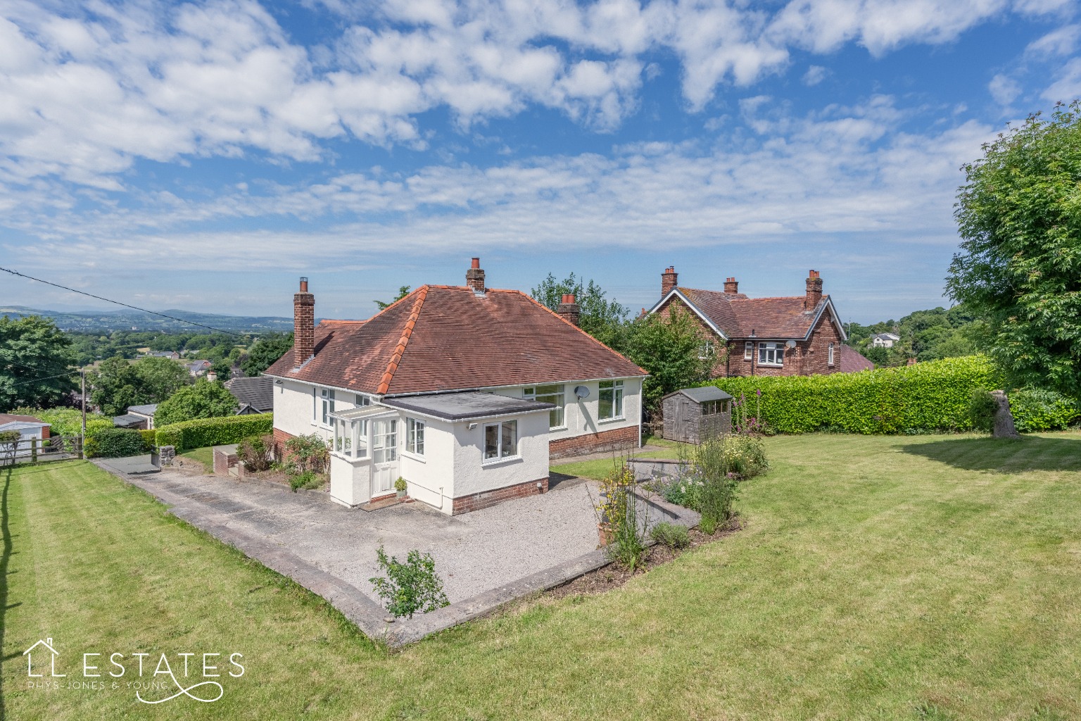 3 bed detached bungalow for sale, St. Asaph  - Property Image 14