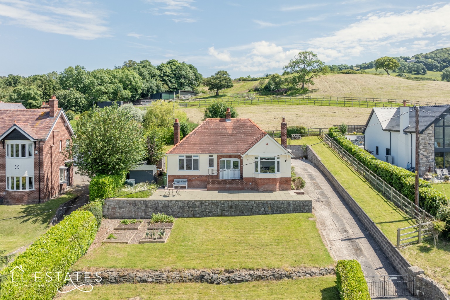 3 bed detached bungalow for sale, St. Asaph  - Property Image 1