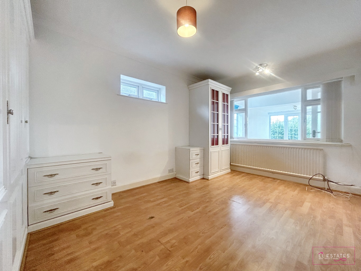 2 bed detached bungalow for sale in Plas Uchaf Avenue  - Property Image 8