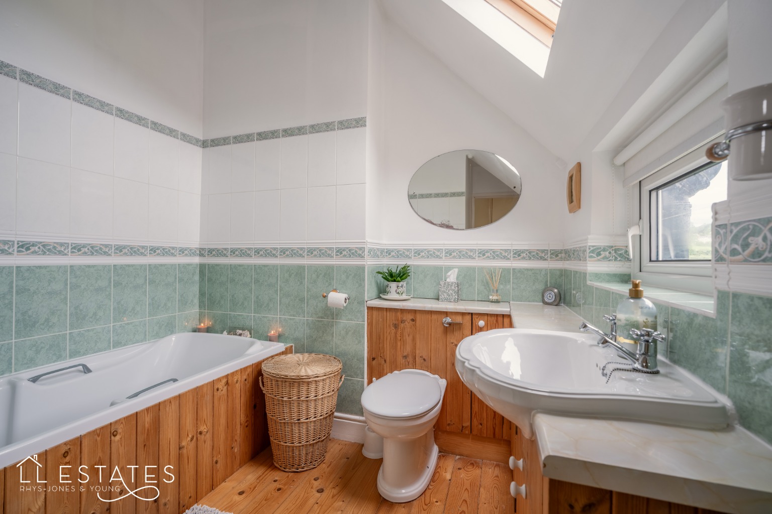 4 bed cottage for sale, Denbighshire  - Property Image 13